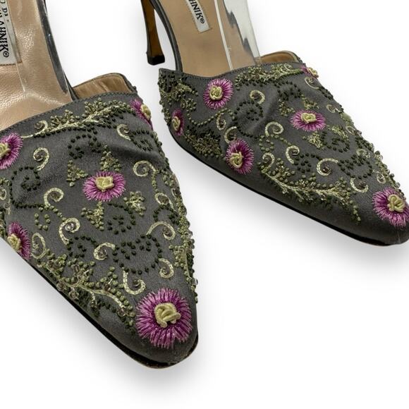 Manolo Blahnik Carolyne Vintage Gray Embroider Floral Slingback Kitten Heel 40.5 - Picture 8 of 13